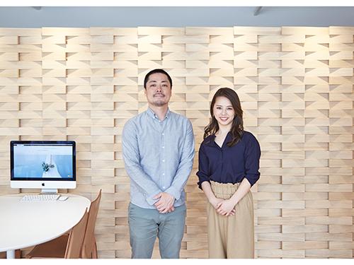 広報部・渡邉静香氏（写真右）とデジタル制作部・マネージャーの竹内貴裕氏